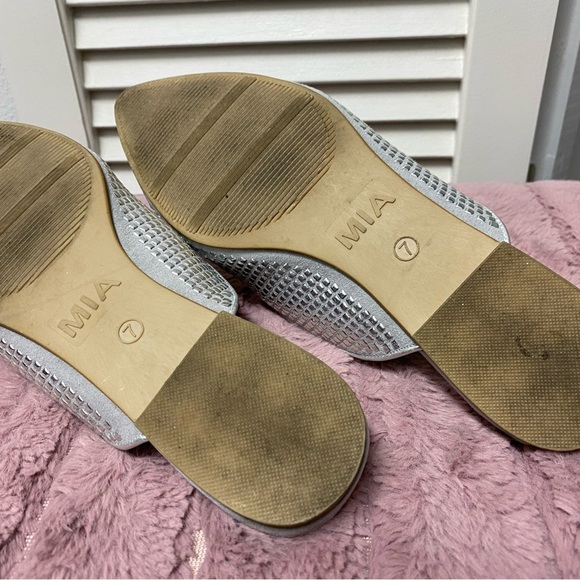 🩶✨MIA • silver mules • 7 - Picture 4 of 5